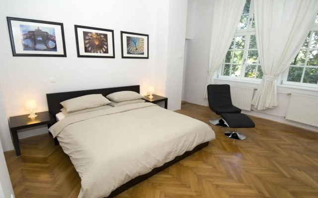 Galeria Rooms