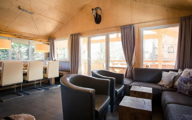 Peaceful Chalet in Turracherhöhe with Indoor Hot Tub