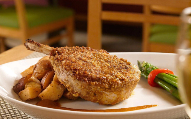 Crowne Plaza Charleston Airport - Conv Ctr by IHG