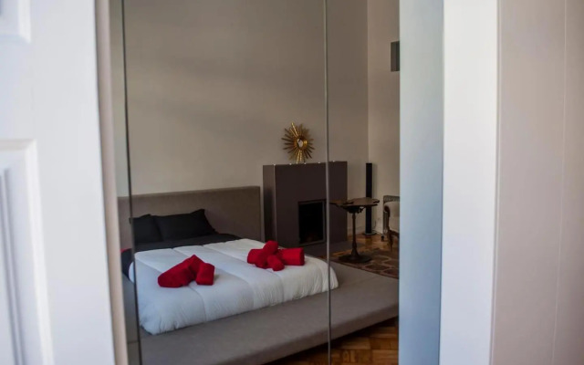 Amazing Riverside Balcony 2Br Apartment