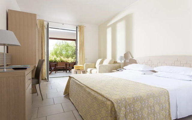 Ethra Reserve - Calanè 4*