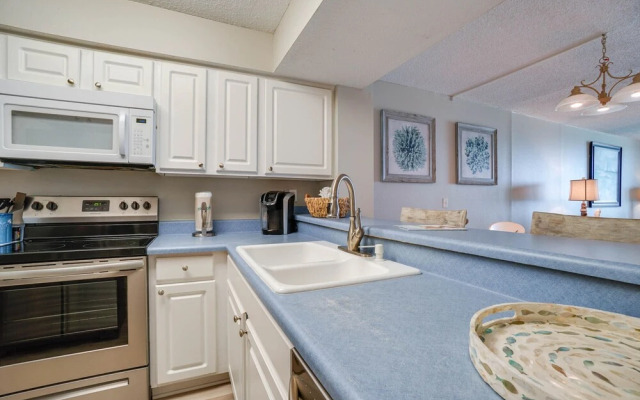 Dunes of Panama Beach Resort by Panhandle Getaways