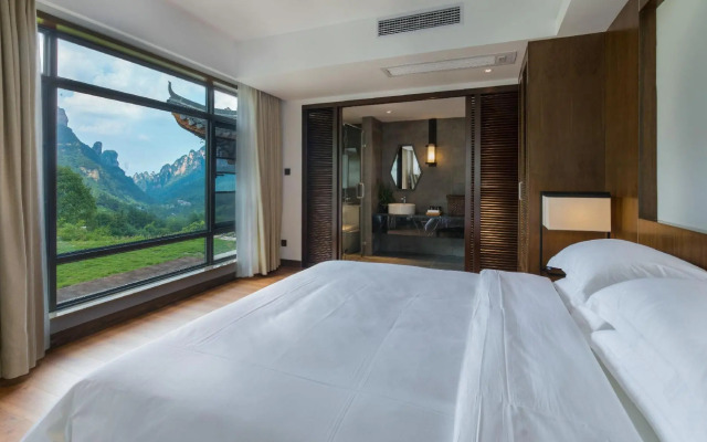 Zhangjiajie xinwu holiday house