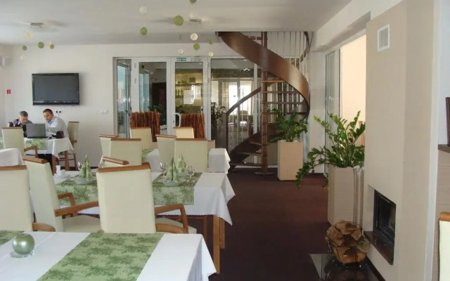 Hotel Alfa***