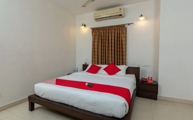Cute Orange Service Apartments By OYO Rooms