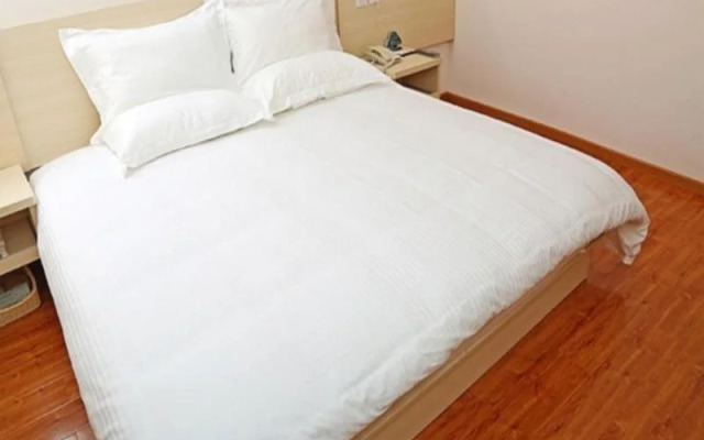 GreenTree Alliance Beijing Mingguang Bridge Hotel