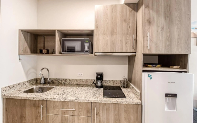 Sea Breezes Studio at Syrena 409