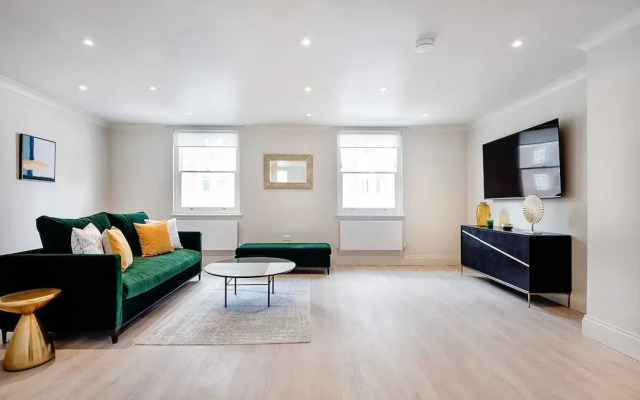 Marble Arch Suite 4-hosted by Sweetstay