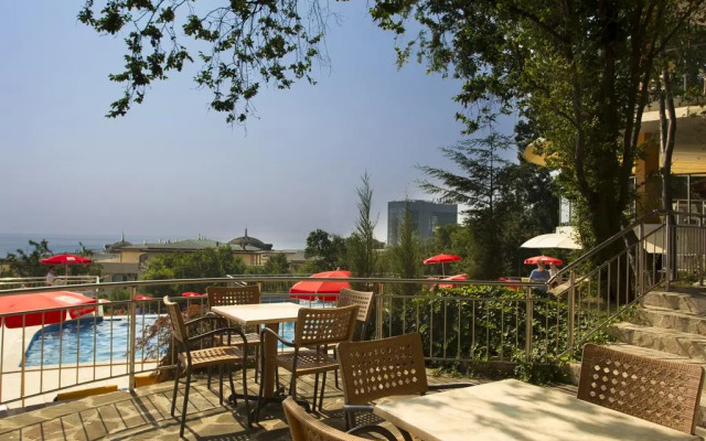 Sunshine Magnolia & Spa