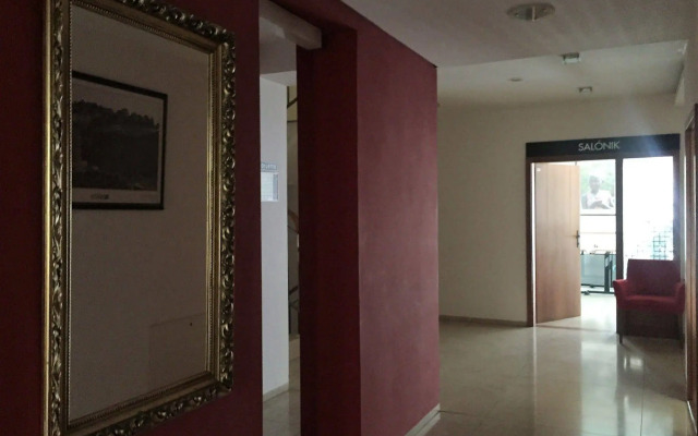 Hotel Maxim