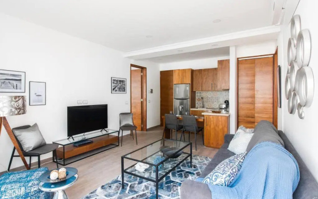 Neem 21 NILAY, Elegant Apartment 10 min from the Beach