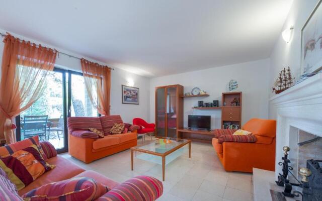 Apartment Dora
