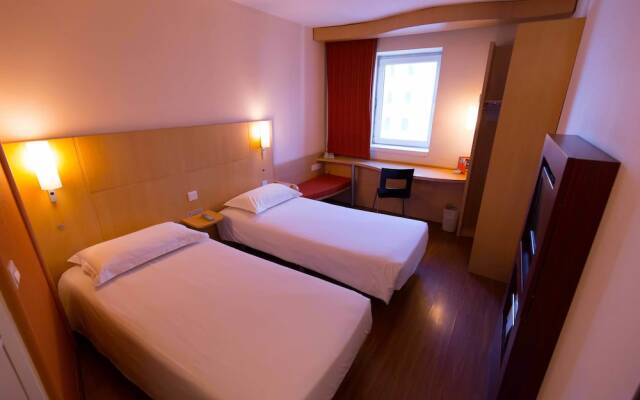 ibis Shenyang The Centre