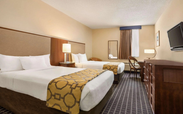 Belmont Inn & Suites