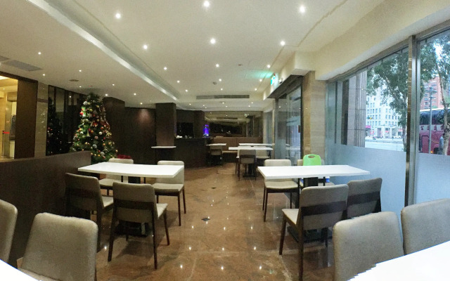 KDM Hotel
