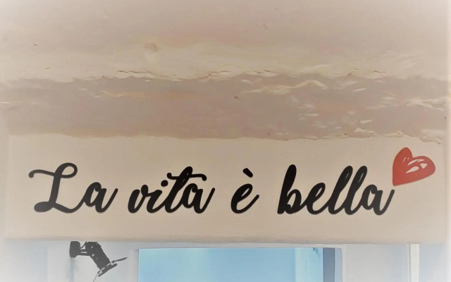 Movie Star Apartment with garden