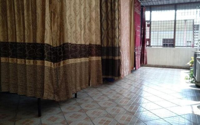 Dazhong Backpackers Hostel