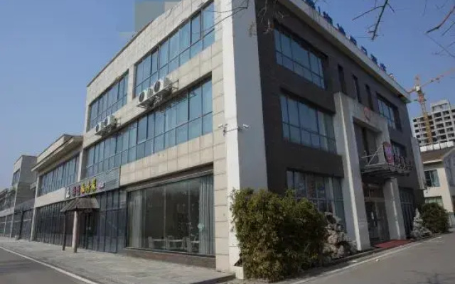 Yilai Xuzhou Suining Qingnian Road Hotel