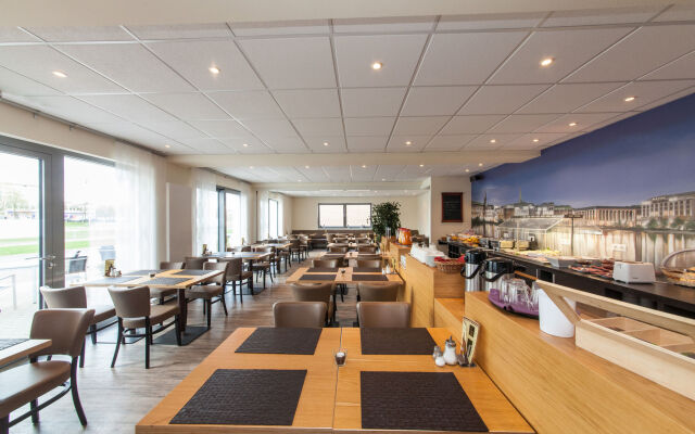 Sporthotel Hamburg by JUFA Hotels