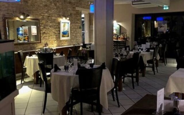 Hôtel Les Marronniers d’Arc