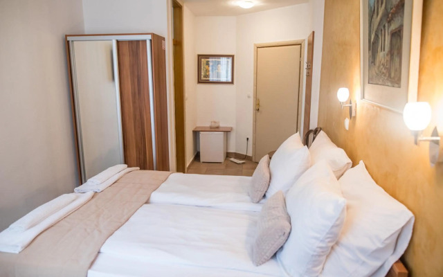 Hotel Herc