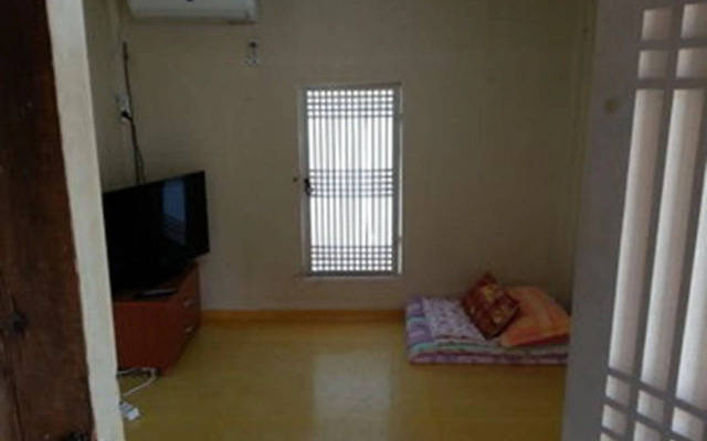 Moji Guest House