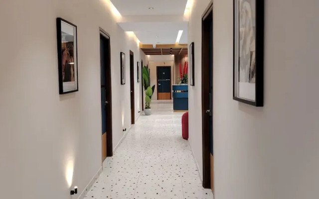 PubliQ Luxury Stays