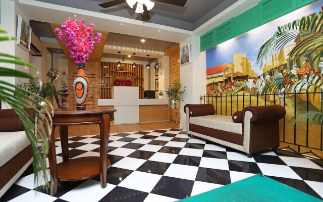 OYO Flagship 604 Ballygunj Kolkata