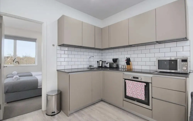 Luxury Central Stevenage Apartment