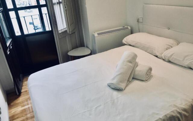 Central Market Parking opcional by Salamancavacacional