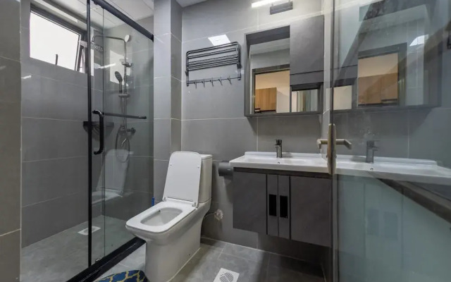 Erica Suites - Riverside 1BR Apartments