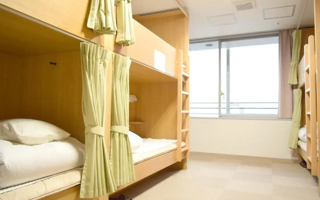 Shin-Osaka Youth Hostel