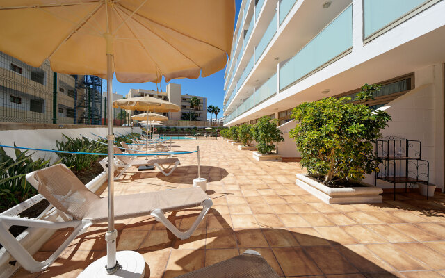 Strelitzias Apartments