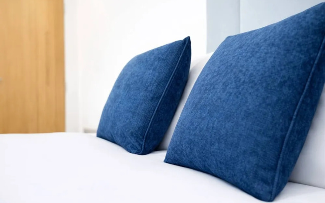 Work-friendly 1-bed Leicester