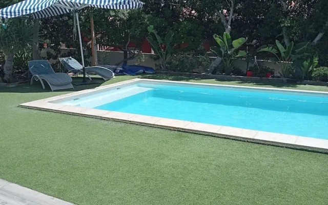 Sunset and Oceanview 1 Bedroom Apartment With Shared Pool