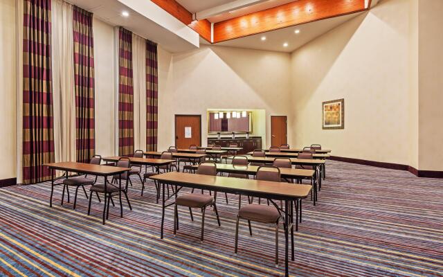 Holiday Inn Express Hotel & Suites Houston-Downtown Conv Ctr, an IHG Hotel