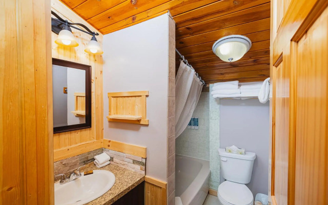 Overlander Mountain Lodge