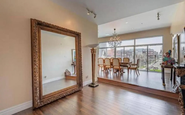 Sleeps6-apartment-parking-balcony-patio