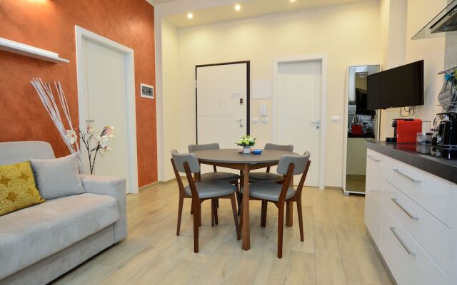 La Dotta Apartments