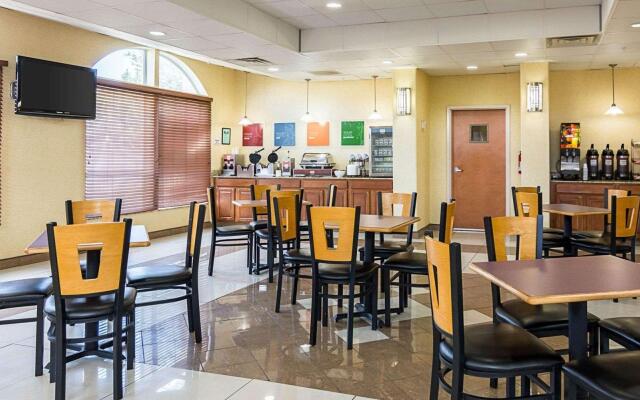 Comfort Inn & Suites Chesapeake - Portsmouth