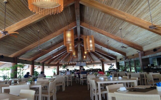Bluewater Panglao Beach Resort