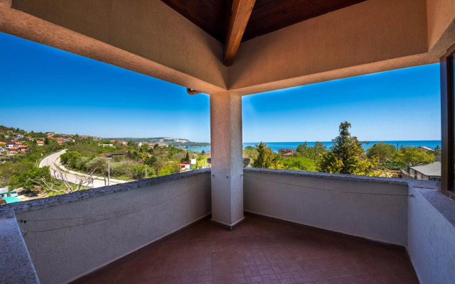 Villa Cook with Sea View - Pool - Jacuzzi at Balchik