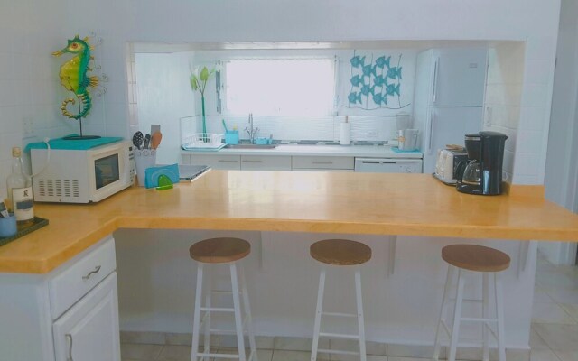Villas on Great Bay Beachfront Villa Foxie