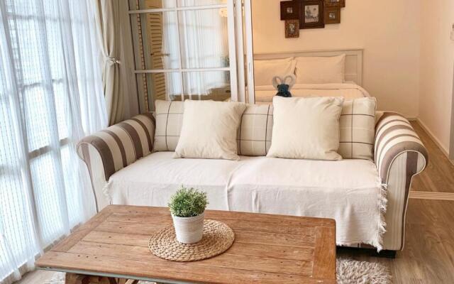 Summer Huahin Condo612,Near beach&Cicada,Beautiful swimming pool