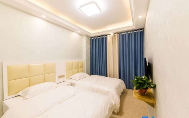 Meicheng Business Hotel (Huanghua International Airport Branch)