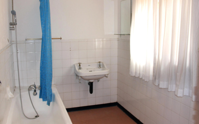 Helpmin Hotel