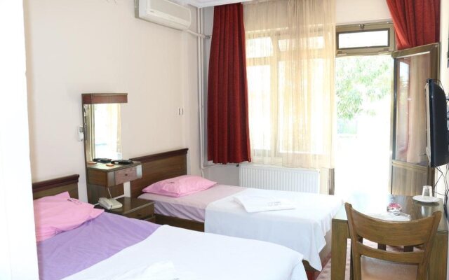 Otel La Mer Akcay