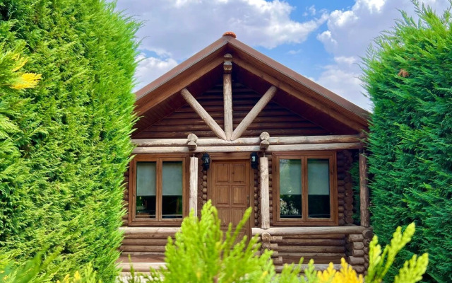Wood Hills Hotel & Resort