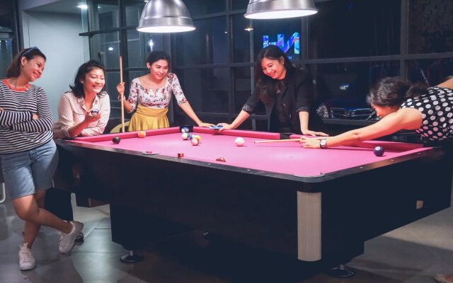 The Social House - Coliving & Hostel