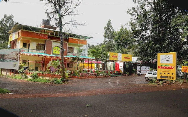 OYO 12260 Traveler's inn